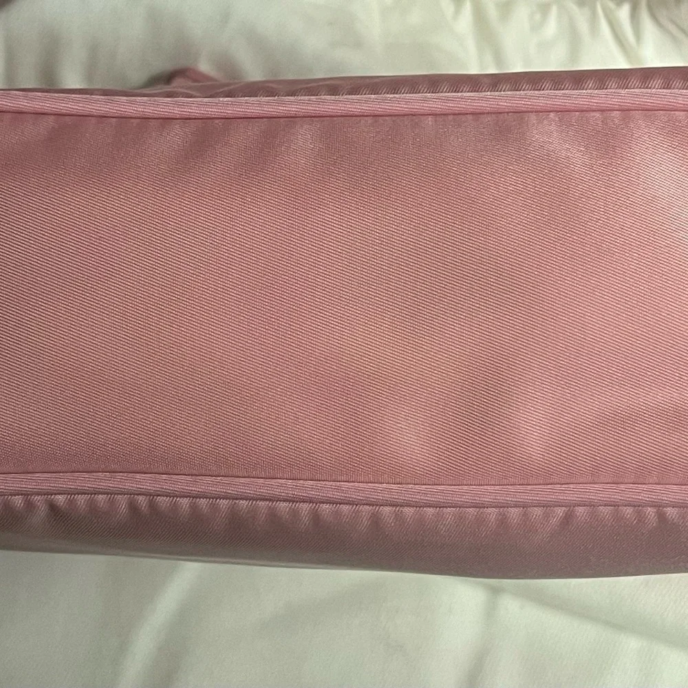 Prada Nylon Re-edition 2000 - Picture 6 of 8
